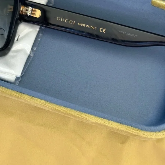 Authentic Gucci Black Sunglasses w/Gold Accents- NWOT! Perfect condition GG0036S - Picture 8 of 11